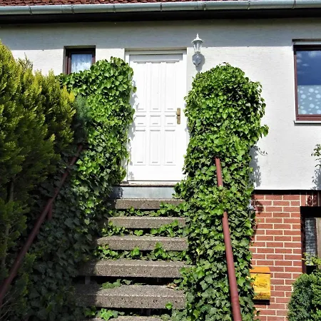 Fewo In Unmittelbarer Nahe Des Wunderschonen Tollensesees * Neubrandenburg